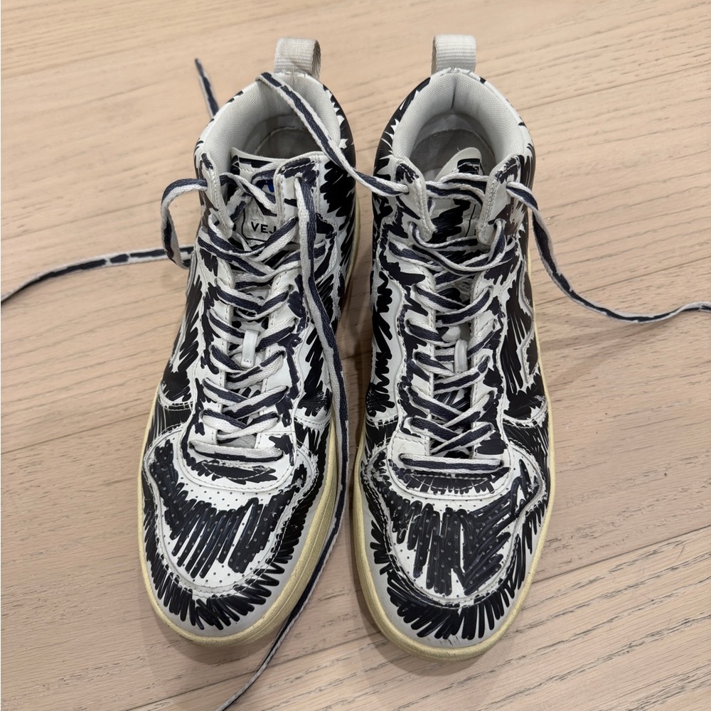 MARNI VEJA Black and White High-Tops